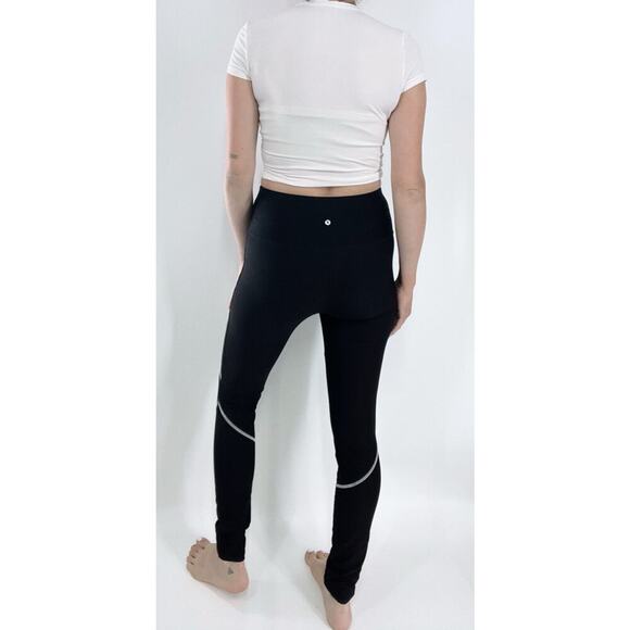 Xersion Black and White Hem Ankle Length Leggings Size Medium - Picture 2 of 3